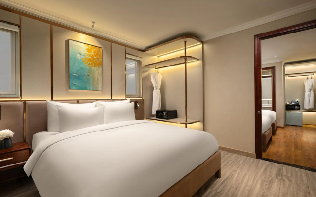 Silk Queen Grand Hotel – Guest Rooms – Hanoi