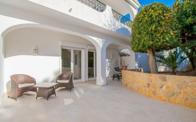 99 ADM Casa Mendes Fabulous Townhouse With Share