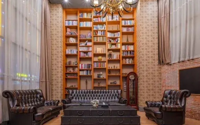 James Joyce Coffetel Hotel Guangzhou South Railway Qifu Xincun Branch