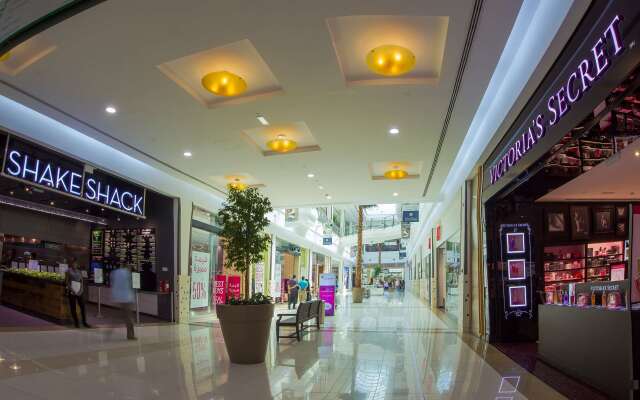 Ayla Bawadi Hotel & Mall