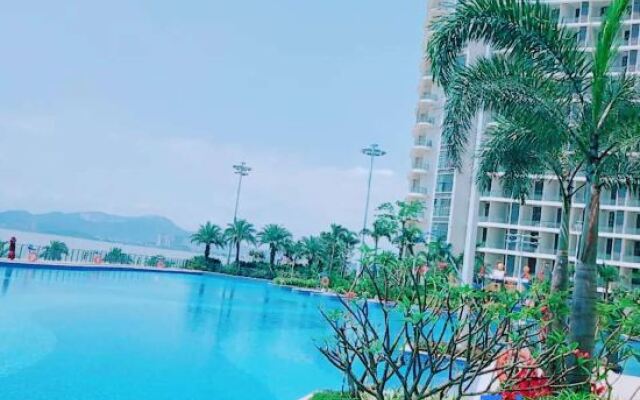 Hampton Holiday Apartment (Zhongshan Minjie Hot Spring Coast)