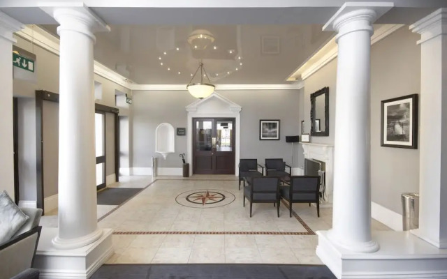 Bay New Southlands Hotel