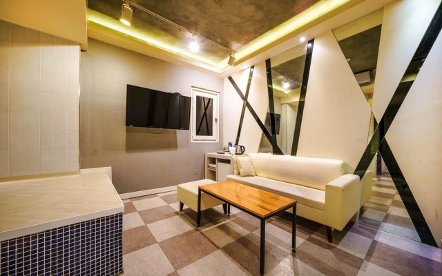 Daegu Daemyeongdong 9h