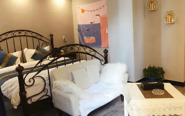 Sunshine Hotel 1st Road (Altay Emerald Bay)