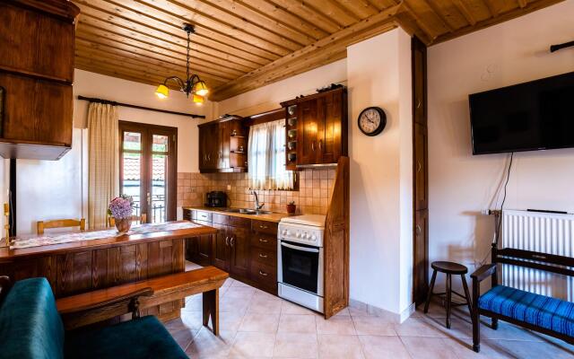 Stemnitsa Stone Residence - Comfy Mountain Getaway