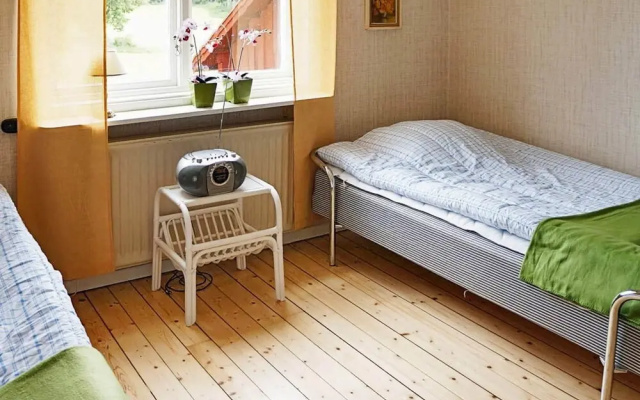 6 Person Holiday Home in Gamleby-by Traum