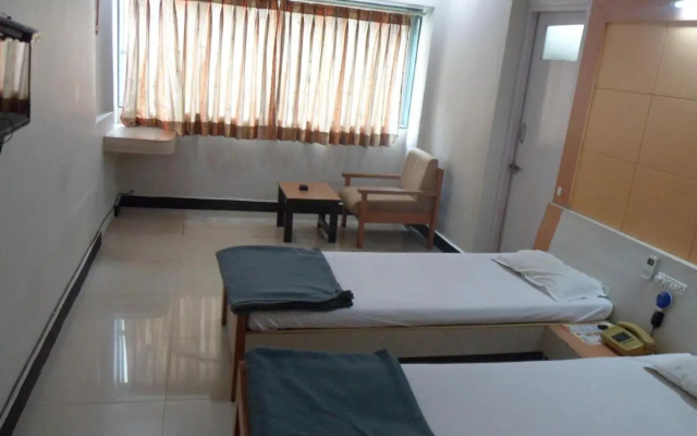Hotel Vaishali – Guest Rooms – Nashik