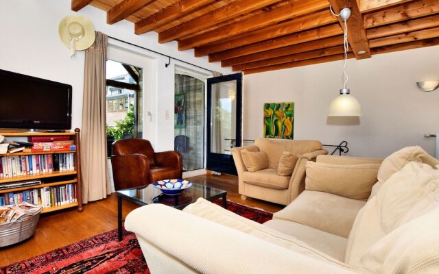 A Beautifully Furnished, Traditional Holiday Home