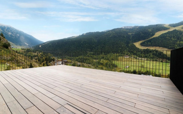 Ski Andorra Tarter Chalet Lodge