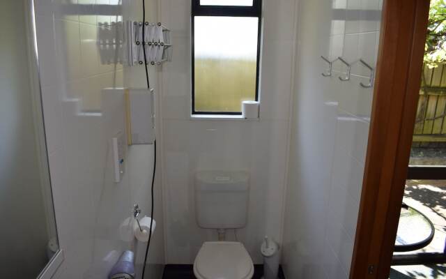 Rainbow Lodge - Hostel