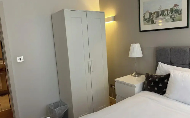 Extremely Central Quartermile Apartment Near Castle and University