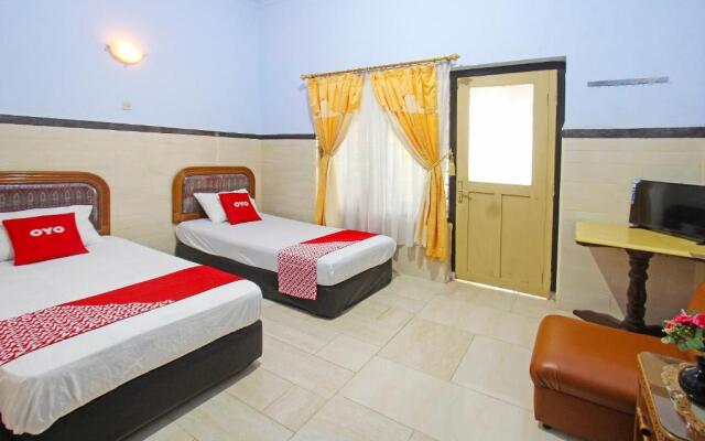OYO 91516 Wisata Hotel