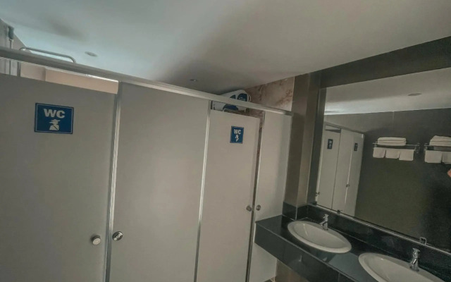 Ly Ky Hotel