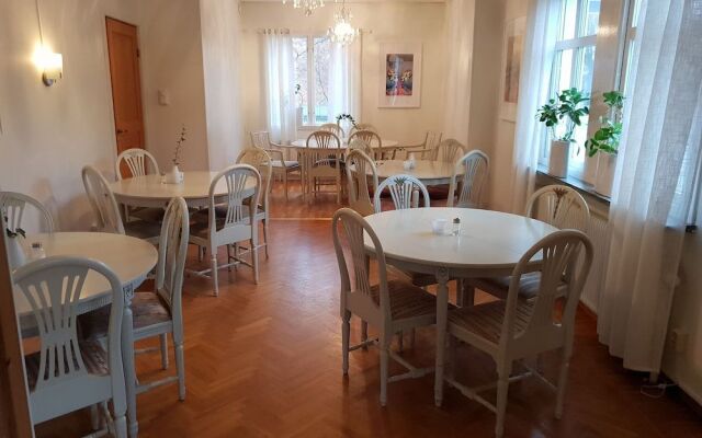Vita Huset Hotell B&B Sölvesborg