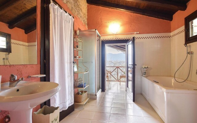 Stunning Home in Tarzo With 2 Bedrooms, Sauna and Wifi