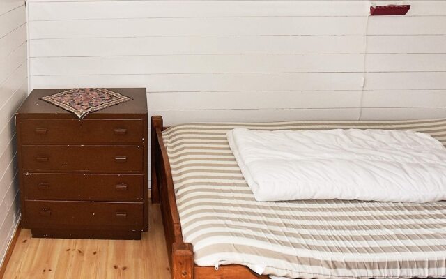 6 Person Holiday Home in Rubbestadneset