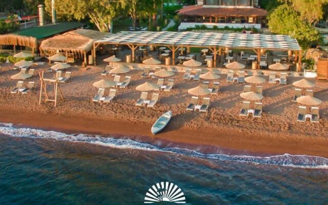 Kenan Bay Boutique Hotel