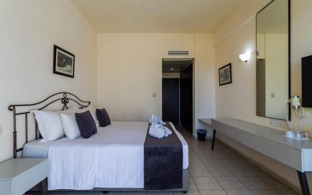 Piere Anne Beach Hotel