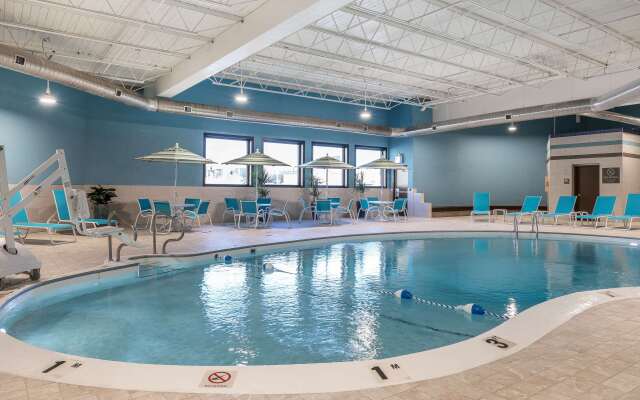 Comfort Inn Bay City - Riverfront
