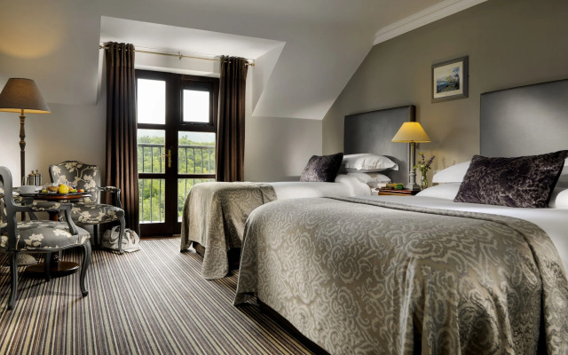 Killarney Heights Hotel