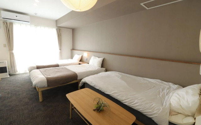 UCHI Living Stay Otaru Suitengu