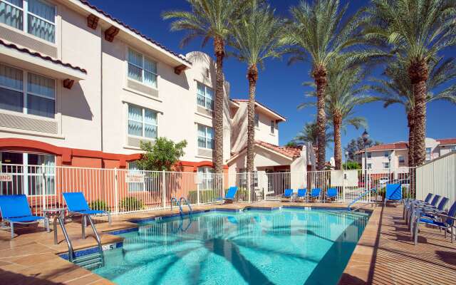Sonesta Simply Suites Phoenix Scottsdale