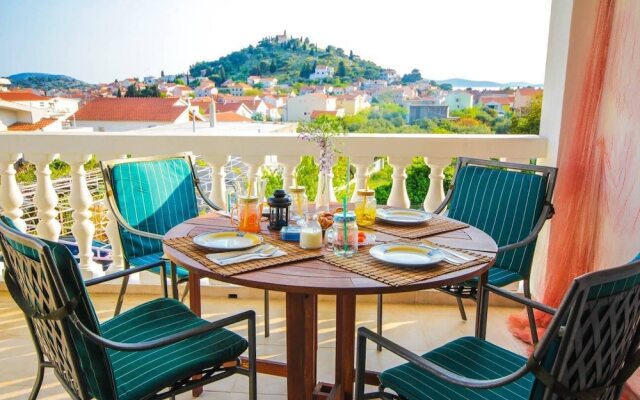 Friends and Family Apartments