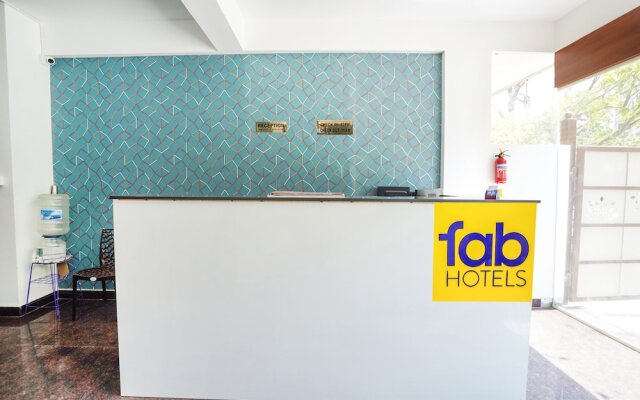 Fabhotel Royal Platinum Suites