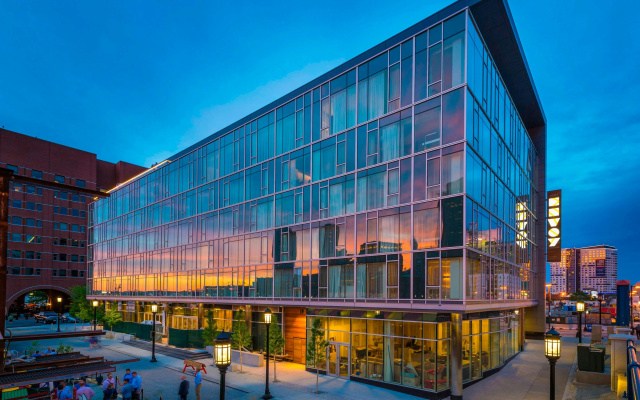 The Envoy Hotel, Autograph Collection
