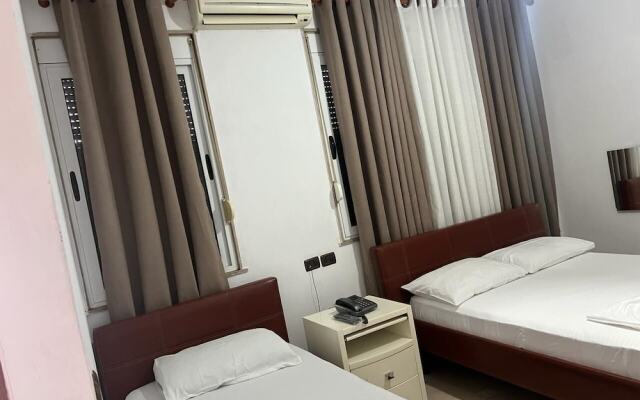 Hotel 51