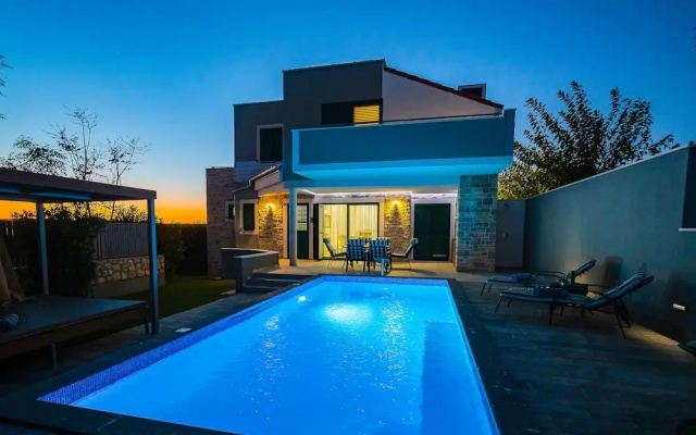 Vila Dana & Thalia - Private pool