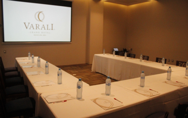 Varali Grand Hotel