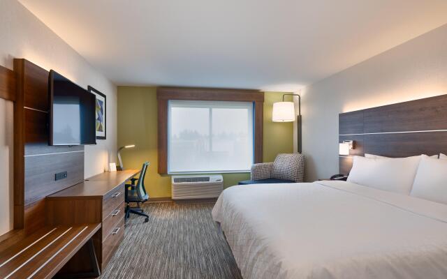 Holiday Inn Express & Suites Salem North - Keizer, an IHG Hotel