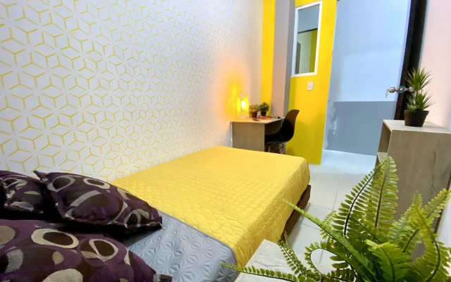 ROOMIES HOSTEL - Santa Maria La Ribera