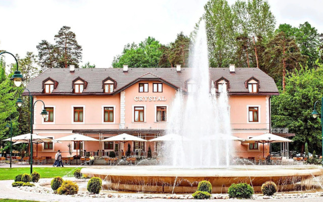 Hotel Crystal