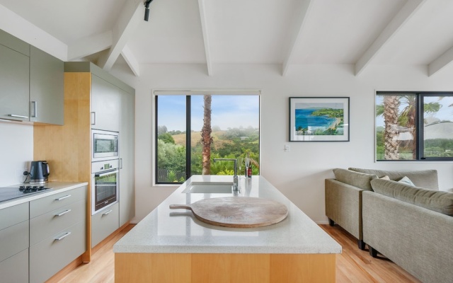 The Condo at Palm Beach – Guest Rooms – Palm Beach