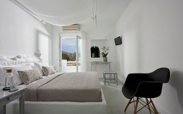 Milos Hotel