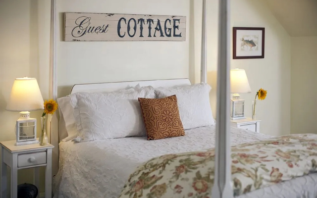 High Pointe Inn - West Barnstable