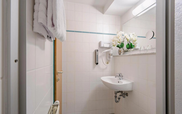 PLAZA INN Blankenburg Ditzingen, Sure Hotel Collection