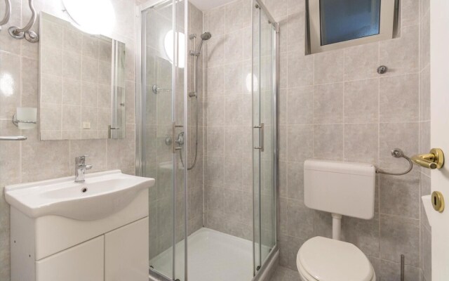Beautiful Apartment in Pula With Outdoor Swimming Pool and Wifi