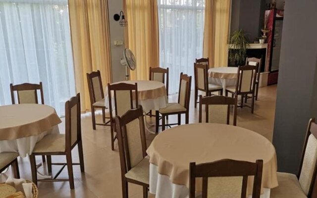 Family Hotel Dayana Beach