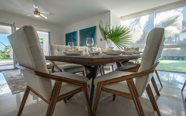Mareazul Beach Condos Playa Del Carmen