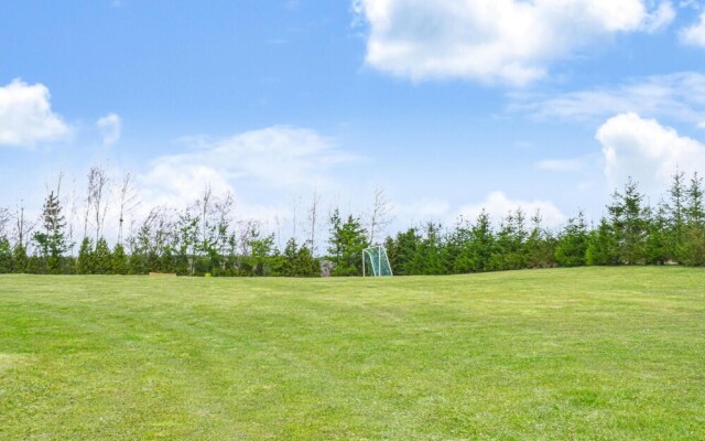 Nice Home in Jaroslawiec With 2 Bedrooms