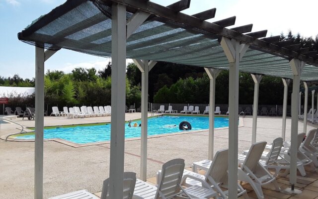 Chalet With 2 Bedrooms in Saint-paul-lès-dax, With Terrace and Wifi -