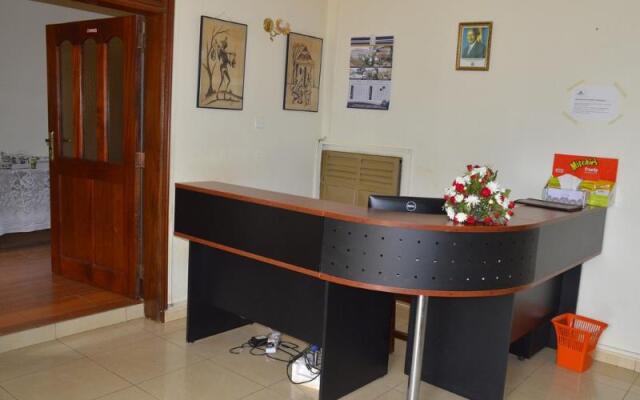 Askay Hotel Suites