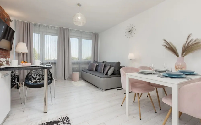 Apartment Popiełuszki Warsaw by Renters