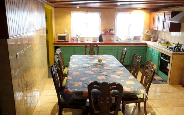 House with 3 Bedrooms in Saint-Leu, with Wonderful Sea View, Furnished Garden And Wifi - 8 Km From the Beach