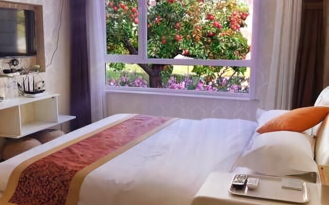 Parallel World Courtyard Hotel