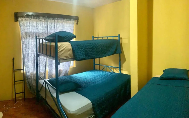 Casa 3 a 5 min del Irtra