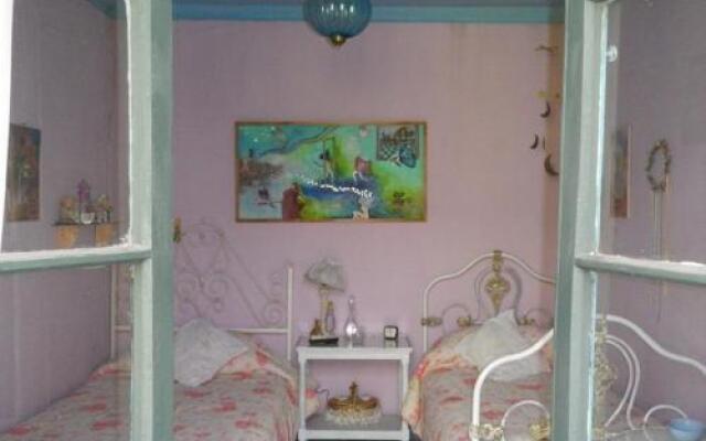 Hostal Renoir